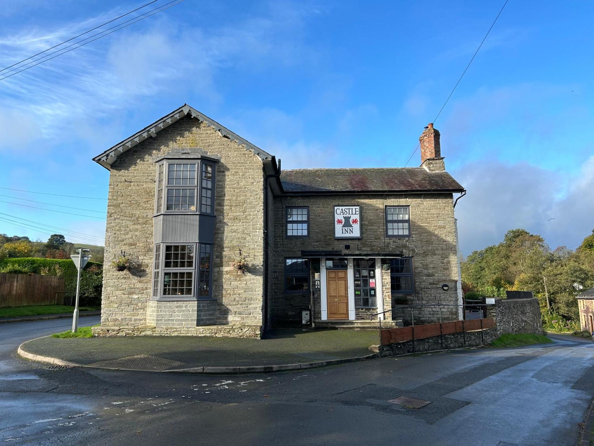 Castle Inn Knighton  Exterior foto